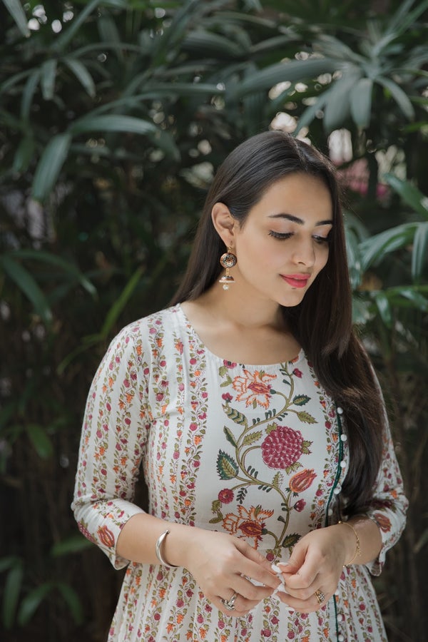 Types of kurtis that you can wear with a palazzo  KiftFashionCollege