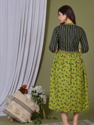 Green V Neck Lotus Dress Women Rayon Kurti Flare Gown Floral Tunic Dress