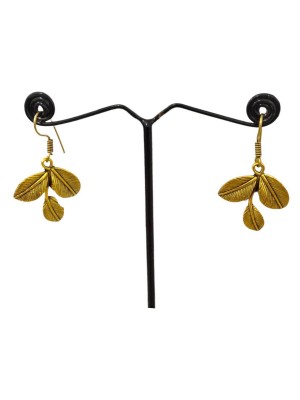 Pretty Filigree Leaf Short Drop Golden Plated Earrings Oxidized Fashion Jewelry
