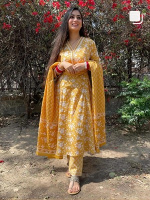 Yellow Floral Block Printed V Neck Indian Anarkali Salwar Kameez Frock Style Kurti Pant Dupatta Suit Set for Women