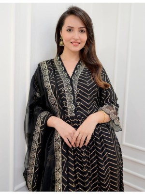 Black Nayra Cut Style Rayon Kurti Pant Dupatta Set Indian Embroidered Salwar Kameez Suit