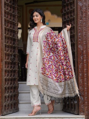 Simple Beige Solid Color Traditional Indian Straight Salwar Kameez Kurti Pant with Chanderi Printed Dupatta Set