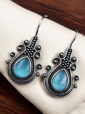 Gorgeous Casual Wear Monalisa Stone Drop Hook Earring Rustic Silver Oxidized Earring Set for Girls